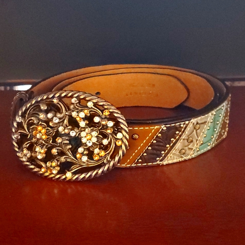Ariat belt